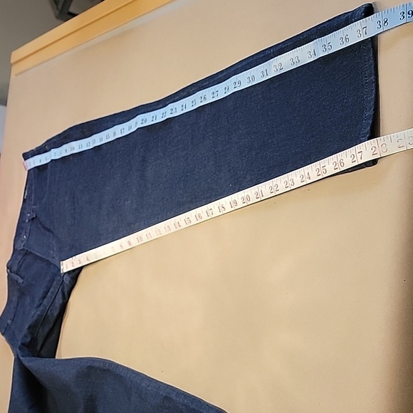 Bonobos Size 31x28 Dark Wash Tailored Fit, Excellent Condition, Like New - Picture 4 of 13